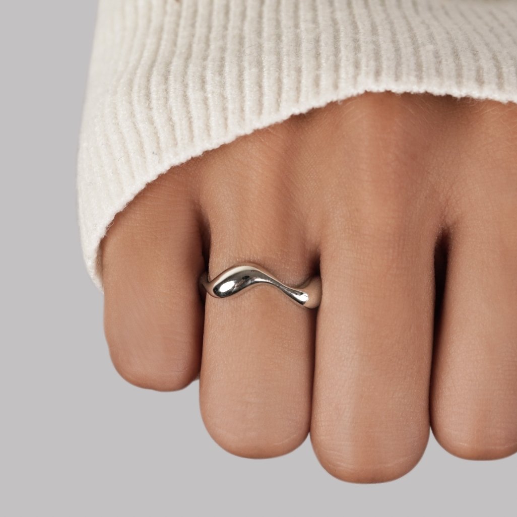 Silver wave ring