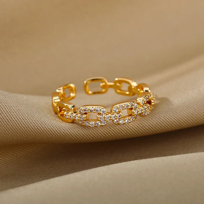 Classic Zircon Twist Chain Ring