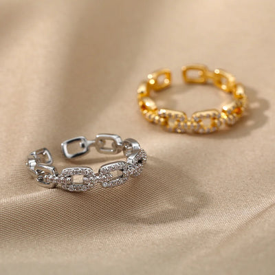 Classic Zircon Twist Chain Ring