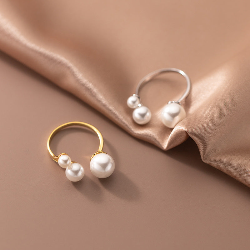 Adjustable triple freshwater pearl ring