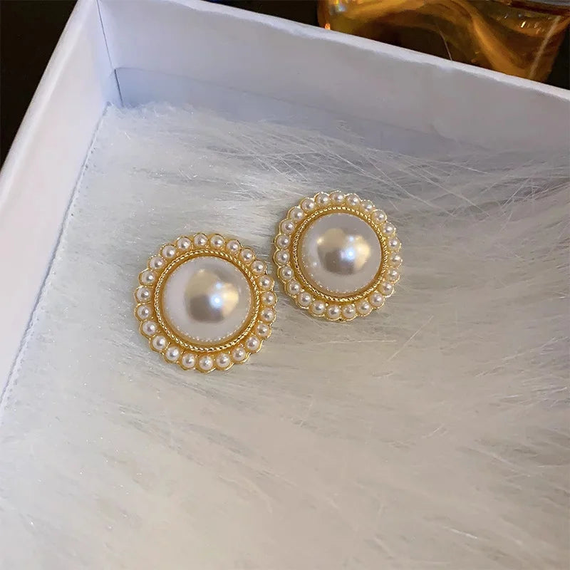 Stylish U-shaped Hoop Earrings Gold Color Elegant Imitation Pearl Earrings