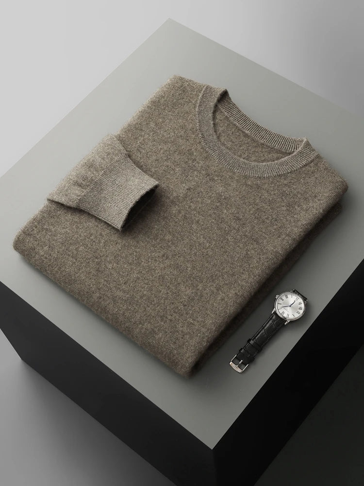 Adrian | Essential Crew Knit