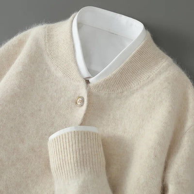 Caroline | Timeless Soft-Knit Sweater