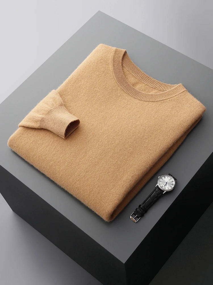 Adrian | Essential Crew Knit