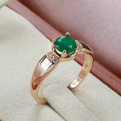 Gold with Circle Cut Emerald Zircon Ring