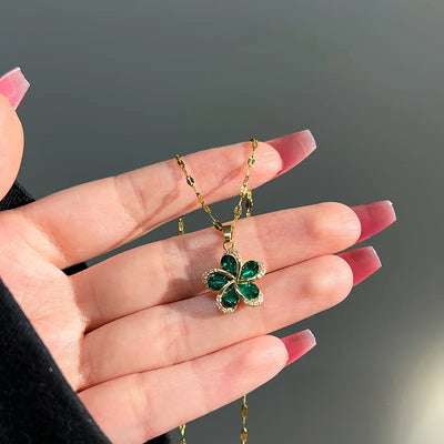 Green Zircon Flowers Pendant Necklace