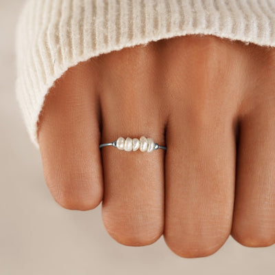 Classic freshwater pearl silver ring