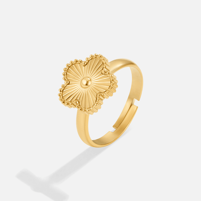 Golden clover leaf ring