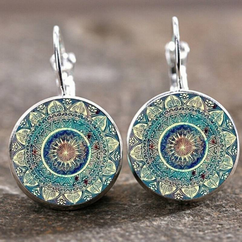 Elegant Round Earrings in Vintage Mandala style